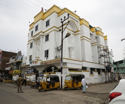 Hotel Sri Sabthagiri